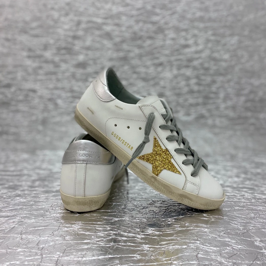 Golden Goose Super Star Dirty shoes made of top-grain cowhide