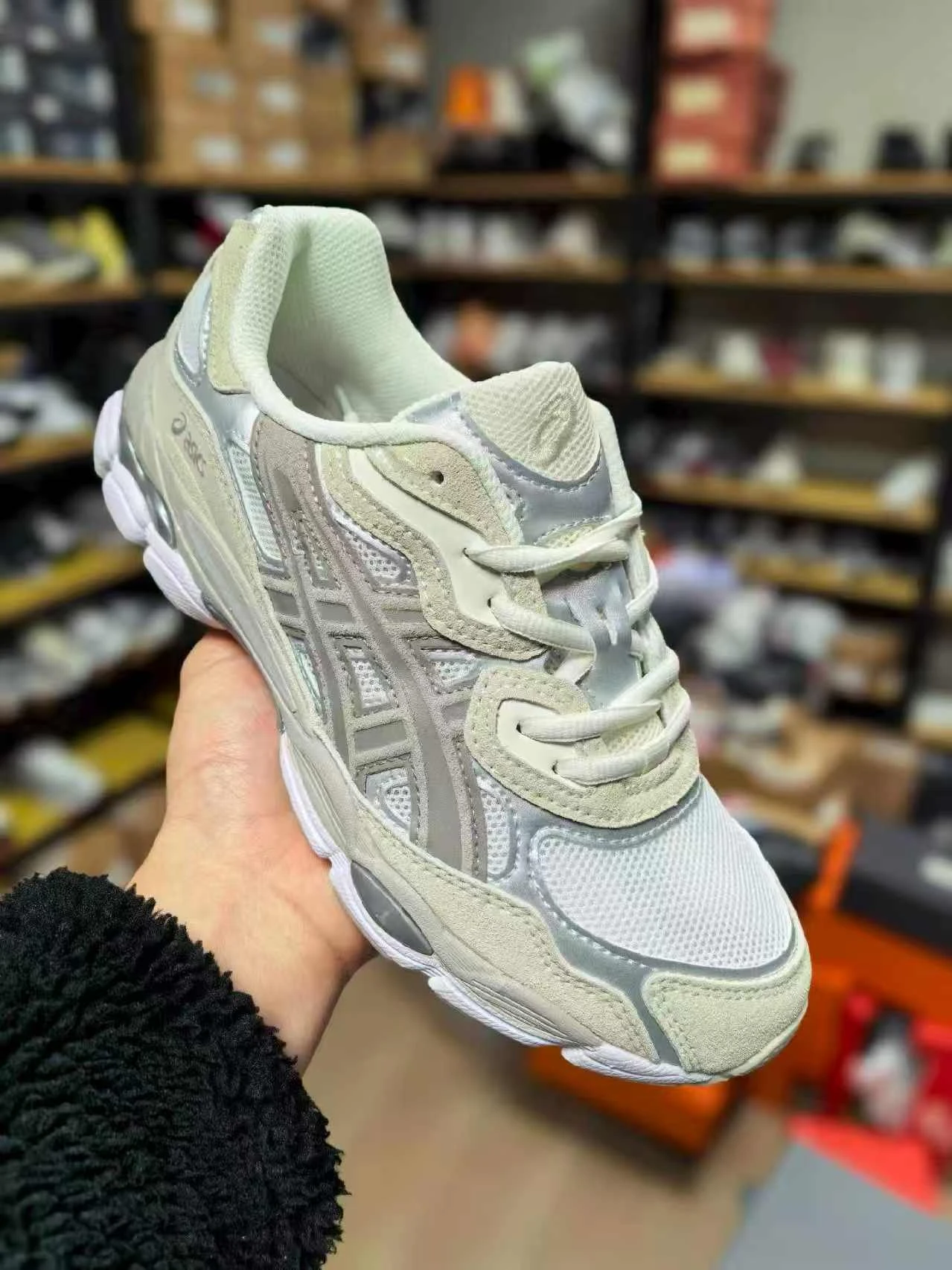 ASICS shoes, top quality