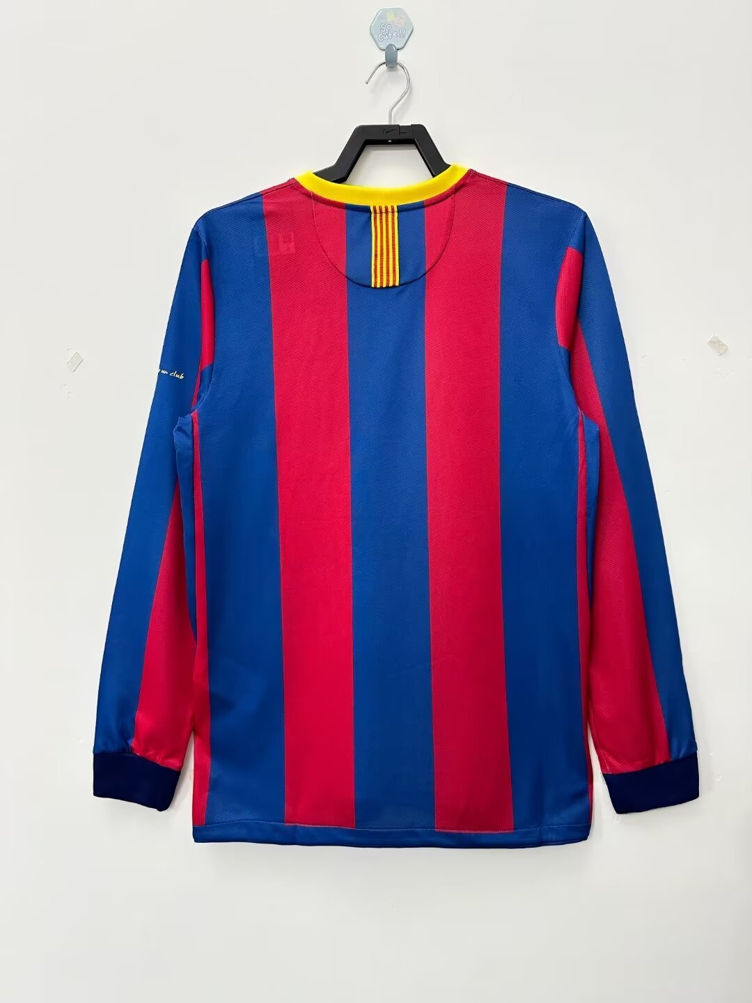 10/11 Barcelona  home long sleeves Retro Football Shirt