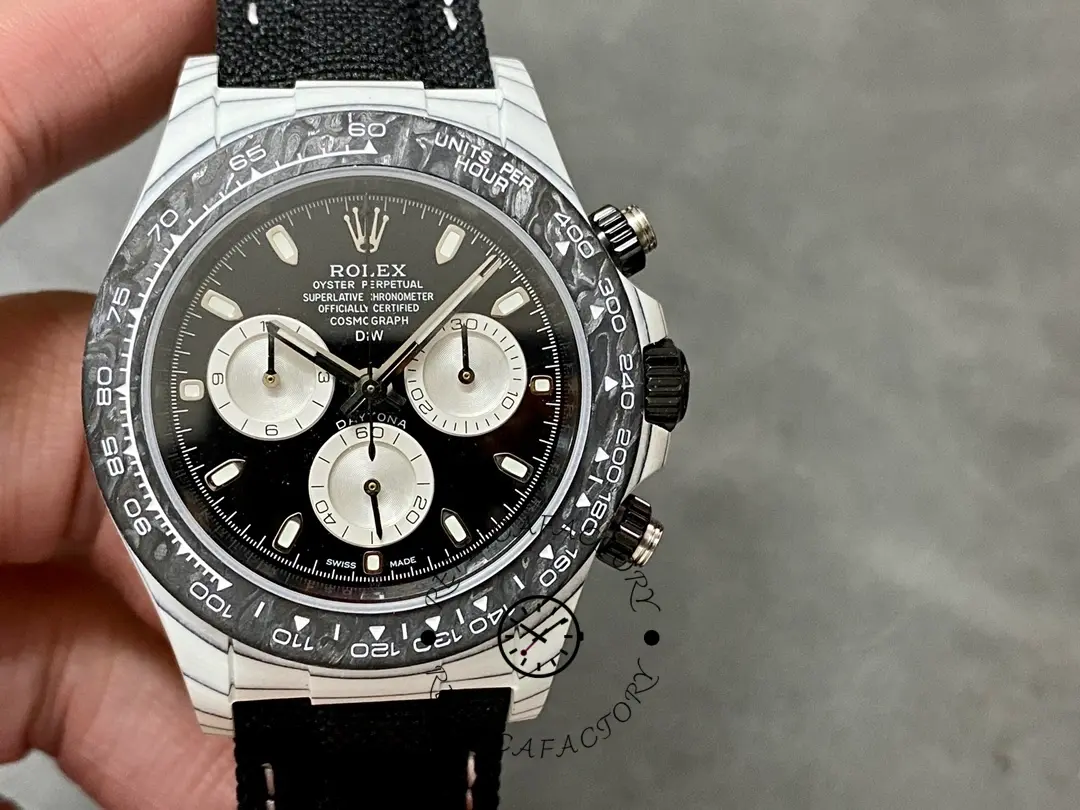 Rolex Daytona Cosmograph Carbon Fiber Luminescent Coating 40mm Black Dial Men's Watch