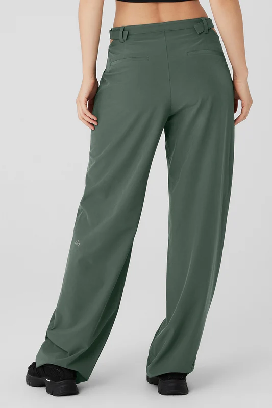 Mid-Rise Showdown Trouser