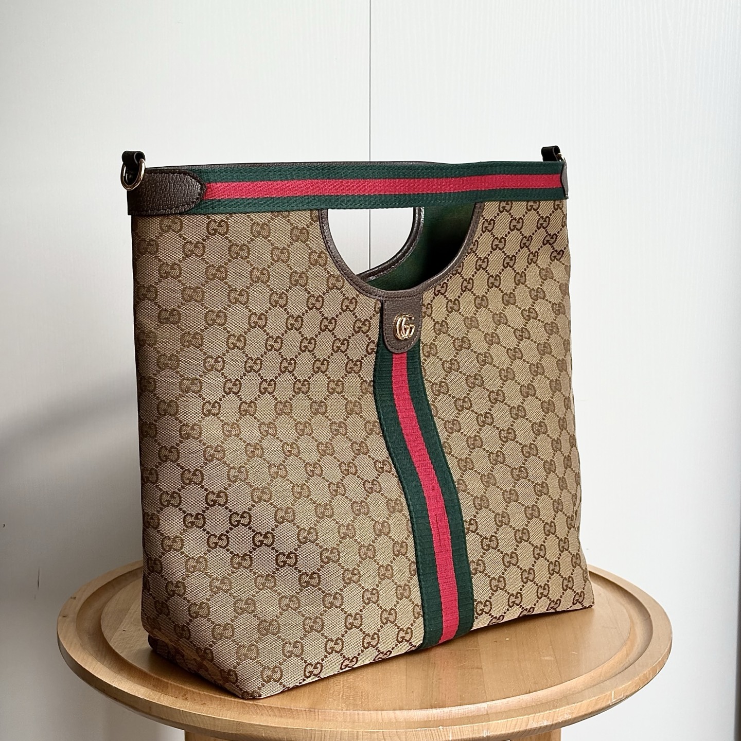Gucci GG Supreme monogram + Web green-red-green webbing Hobo/tote style handbag