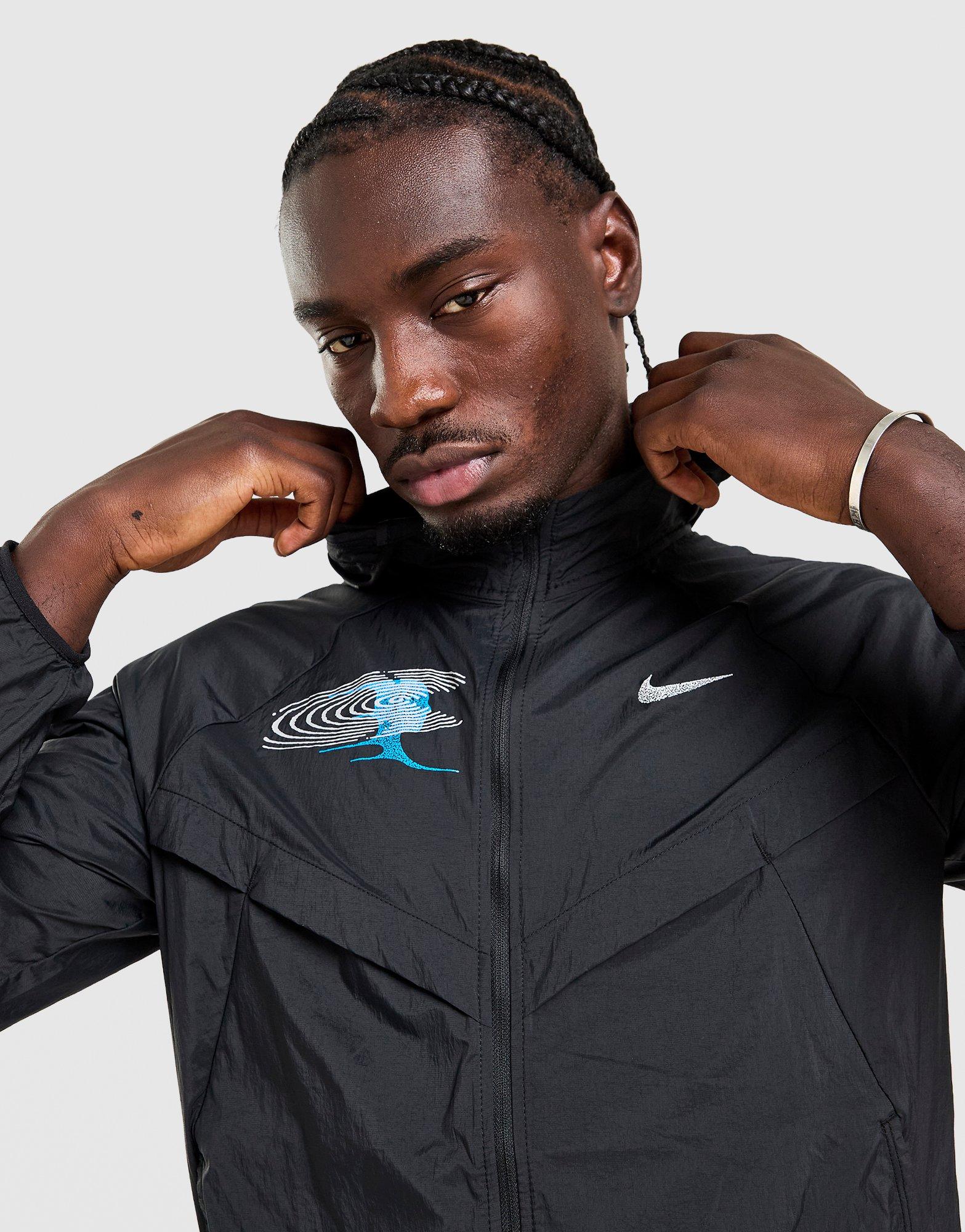 Nike Stride Graphic Jacke