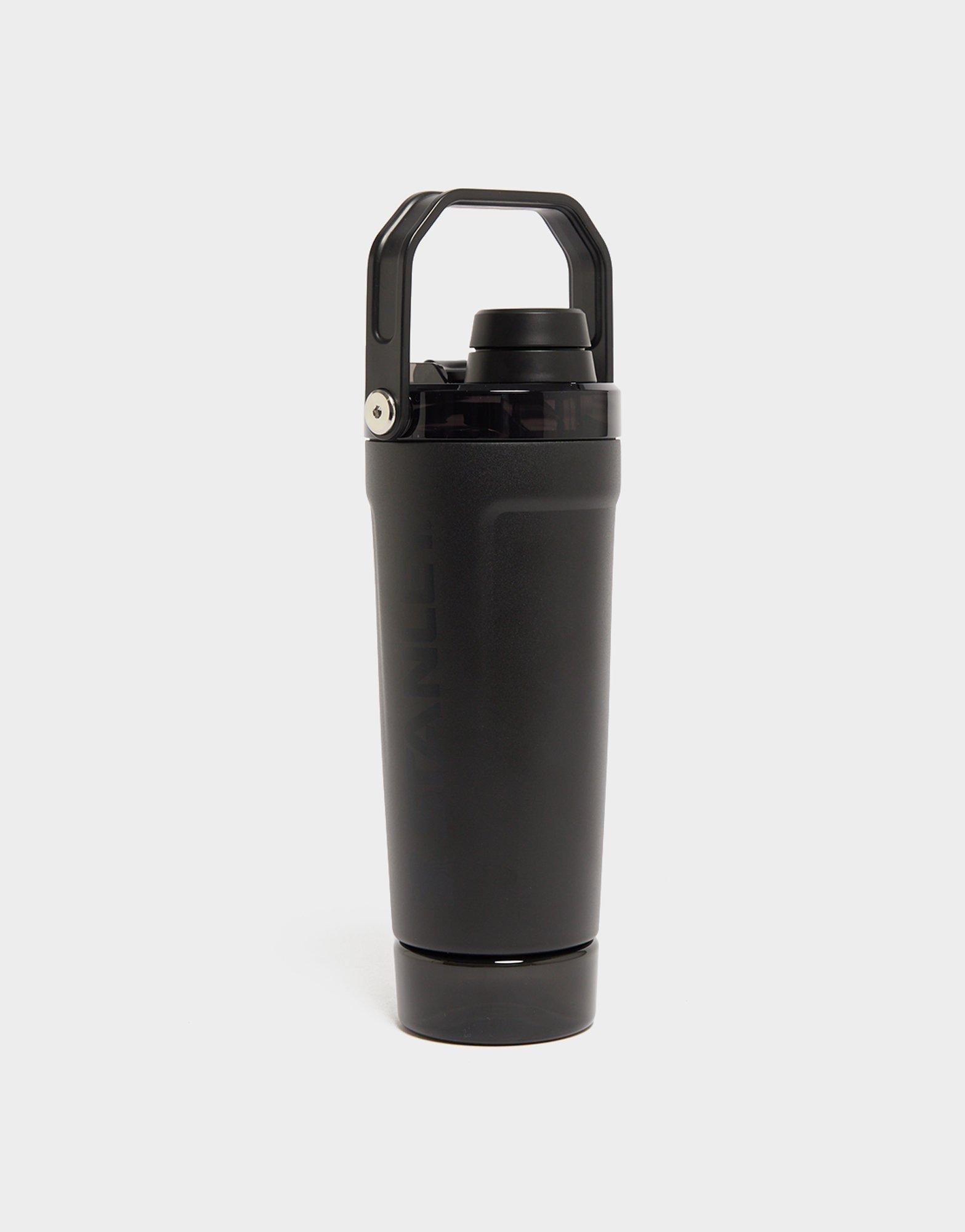 Stanley 0,59L Activate Shaker Trinkflasche