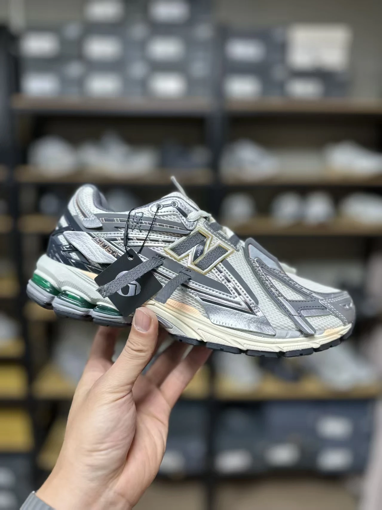 New Balance shoes, top quality 1.1