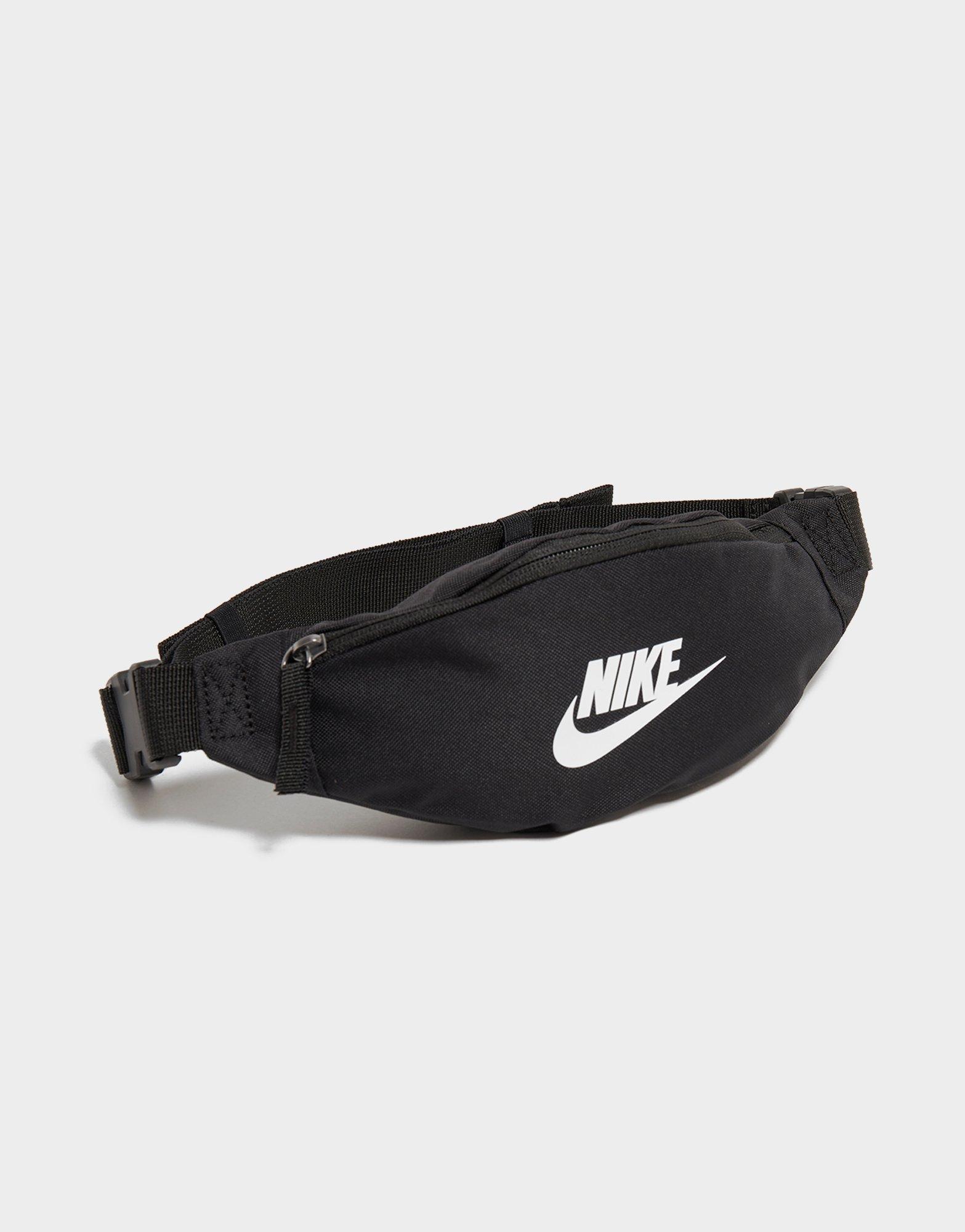 Nike Small Hüfttasche