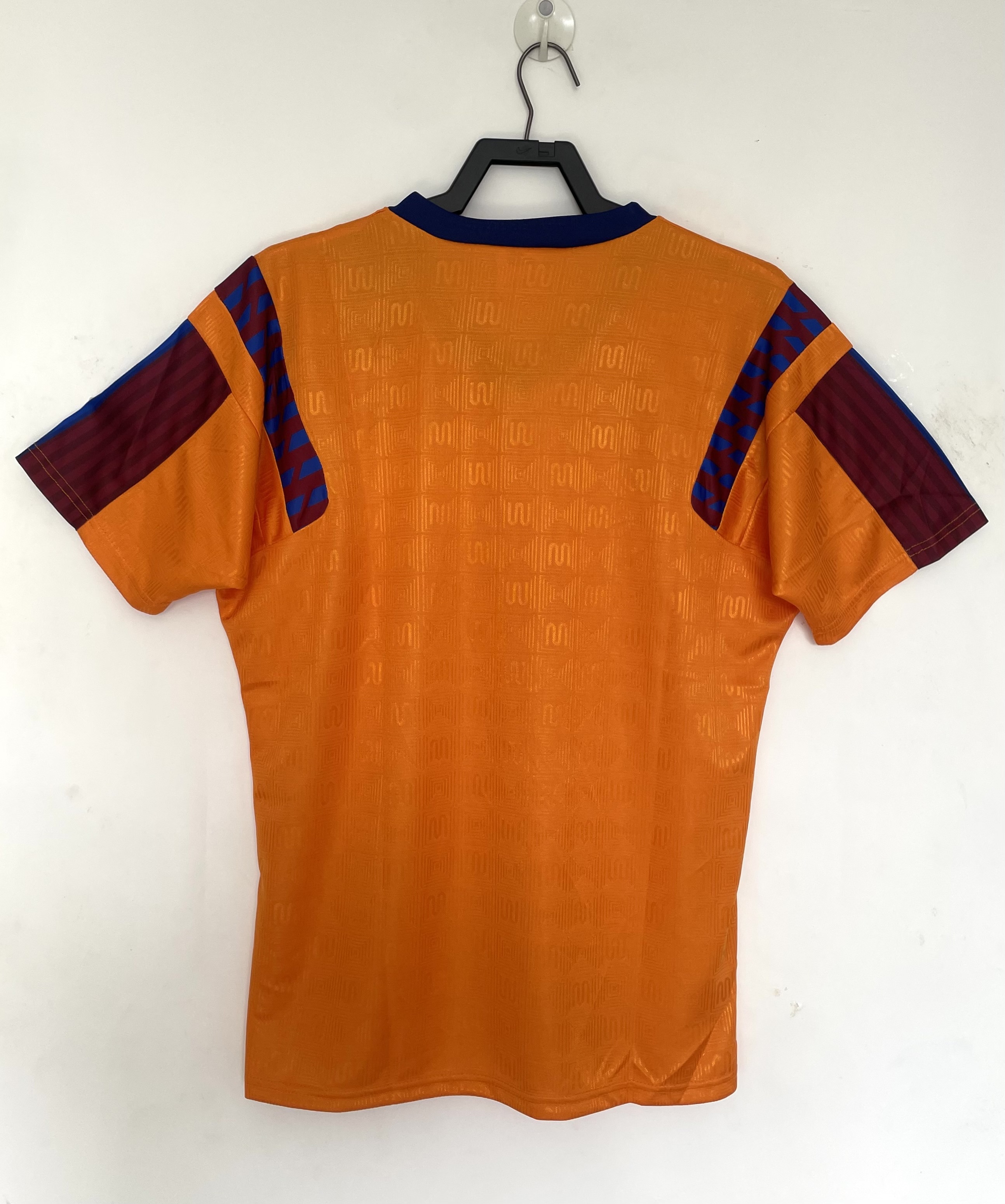 1989/1992 Barcelona Away Retro Football Shirt