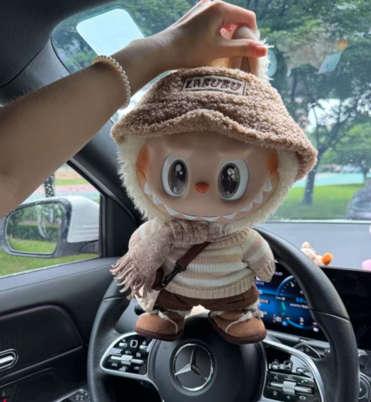 THE MONSTERS - DRESS BE LATTE Vinyl Plush Doll