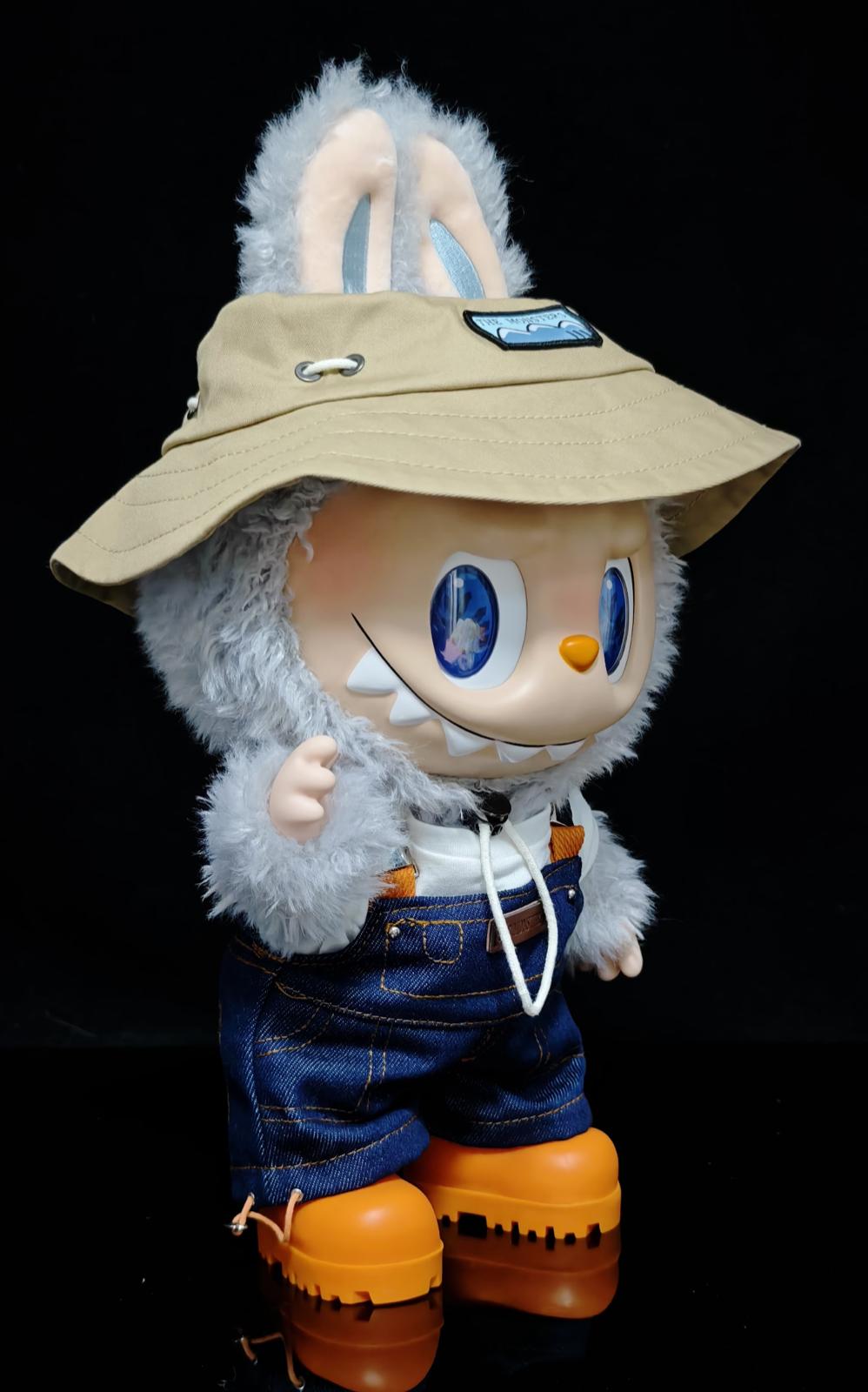 THE MONSTERS FALL IN WILD SERIES-Vinyl Plush Doll