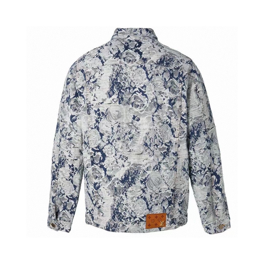 Louis Vuitton's new super - heavy - craftsmanship fringed floral denim jacket