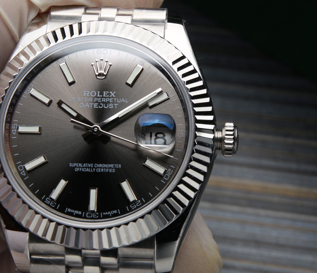 Rolex's new Datejust 41mm men's watch has been upgraded and arrived [color] Official synchronization with the original hot-selling model, 41mm diameter is more contemporary official update and suitable size for the public!