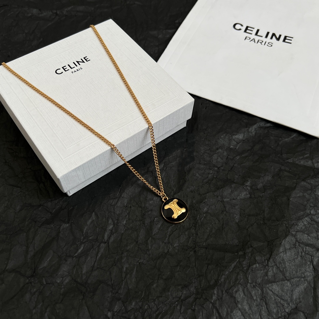 Celine necklaces have always been the benchmark in the minimalist fashion world. With their bold designs, they are never boring. ▪️ When paired, they make the look even more fashionable. ✨✨