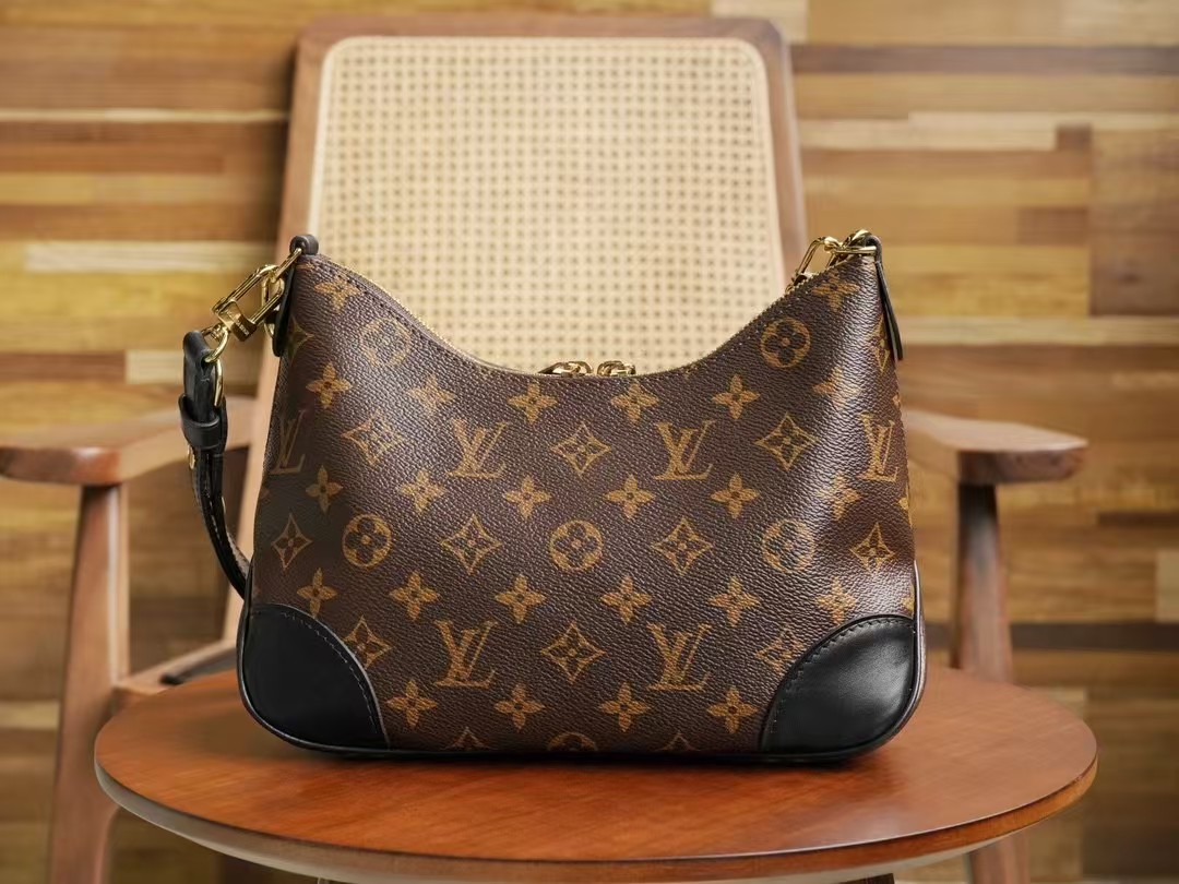 gg-550   Boulongne Croissant Bag (Black)