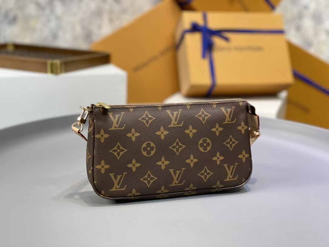 LV  Classic accessory bag, size: 23.5*13.5cm