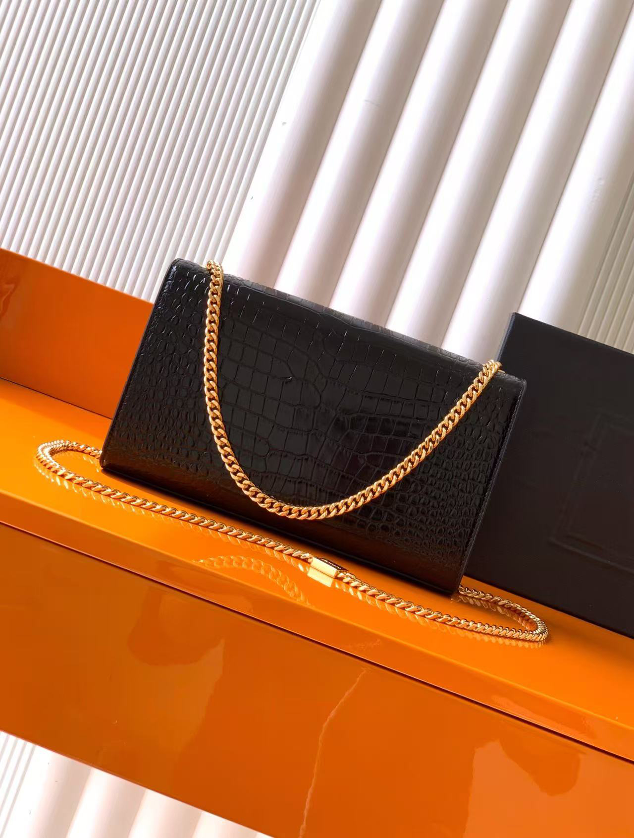 Patent leather chain bag