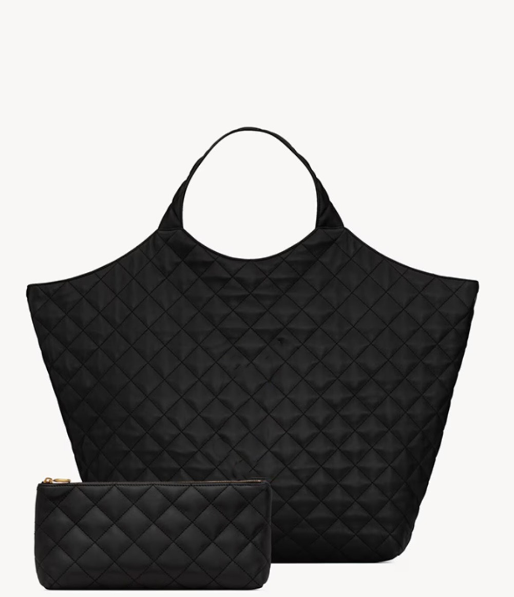 Oversized shopping bag