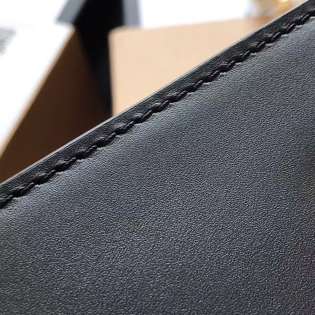 Black Handle