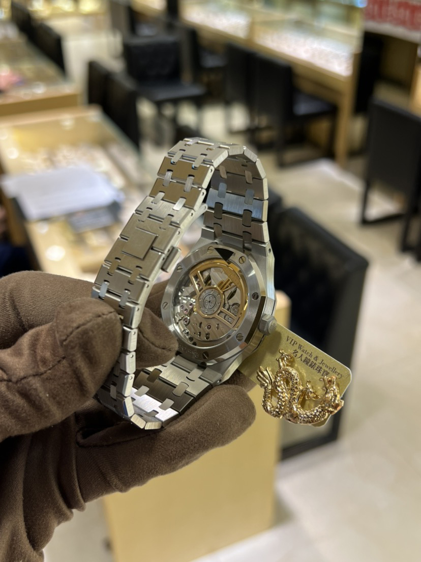 High-end luxury men's watches