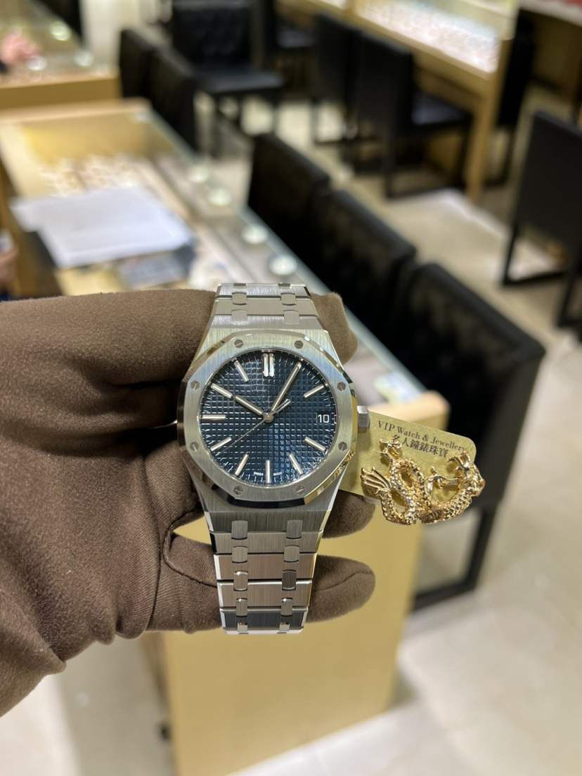 High-end luxury men's watches