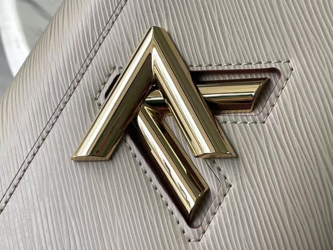 new   LV luxury bags (two bags Discounted prices)