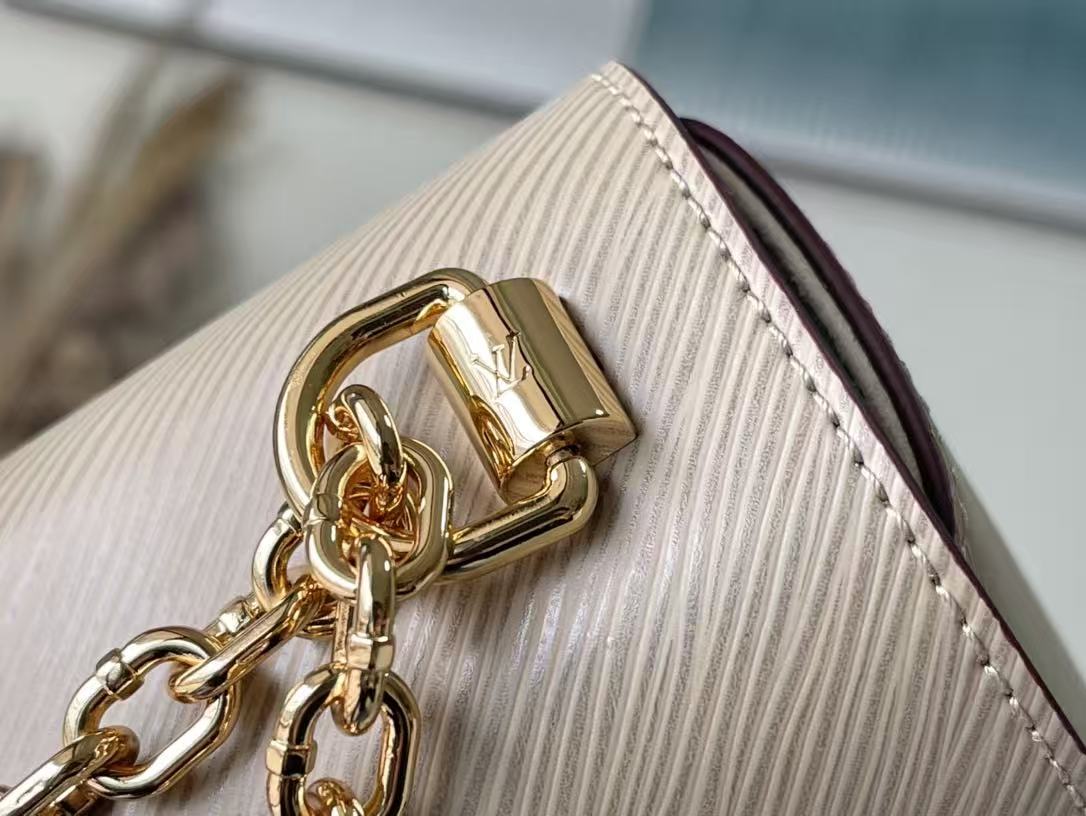 new   LV luxury bags (two bags Discounted prices)