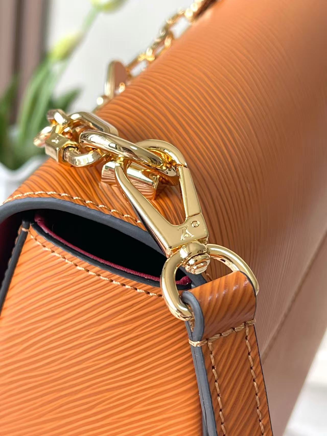 new   LV luxury bags (two bags Discounted prices)