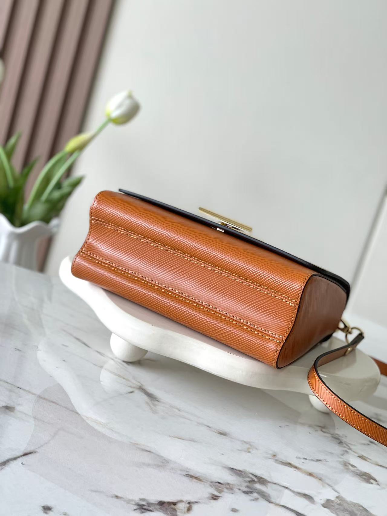 new   LV luxury bags (two bags Discounted prices)