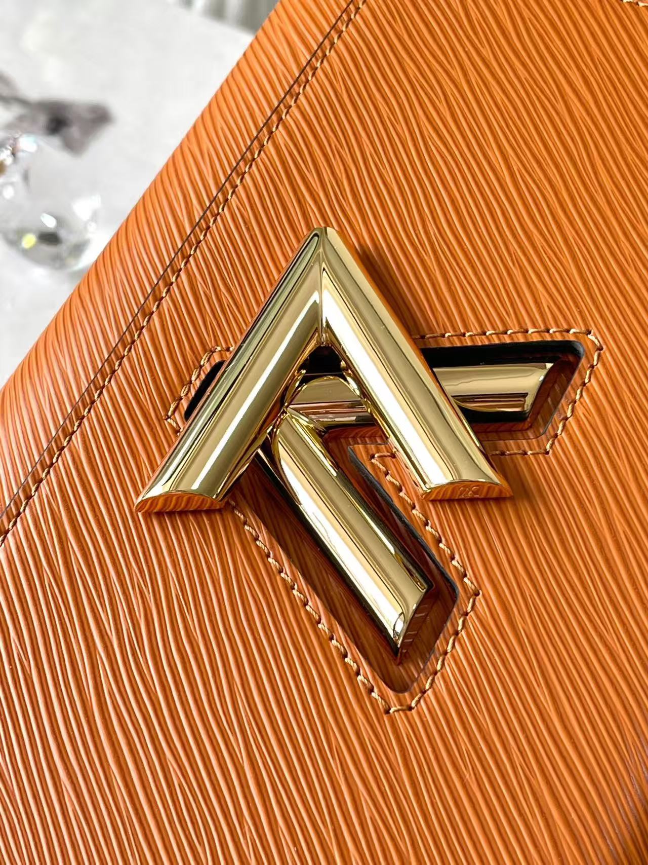 new   LV luxury bags (two bags Discounted prices)