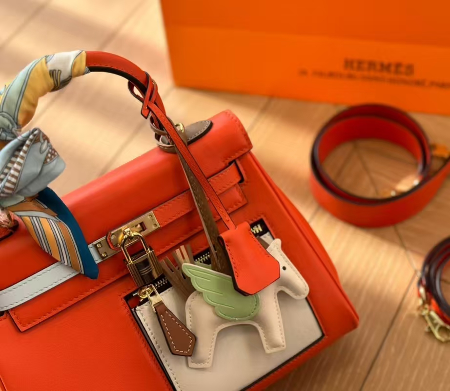 Hermes Classic Kelly Bag