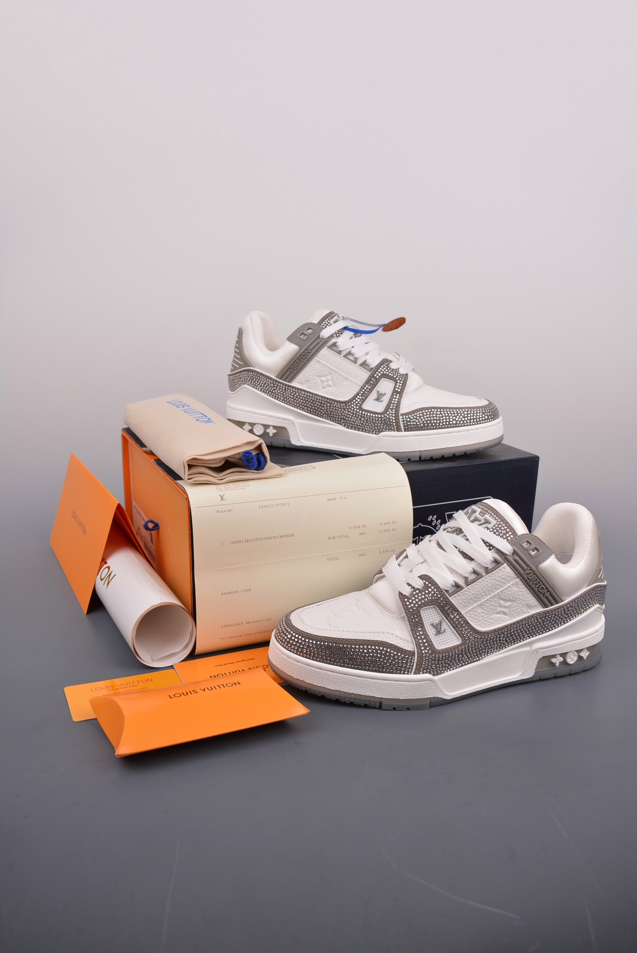 Louis Vuitton Trainer Sneakers (High Quality Version)