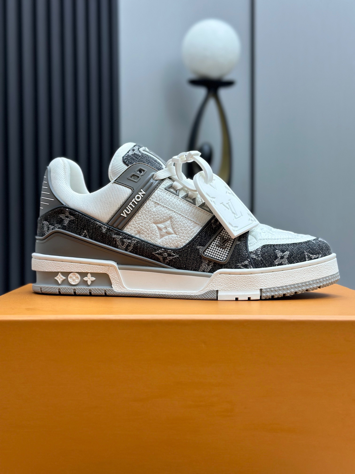 Louis Vuitton Trainer Sneakers Shoes