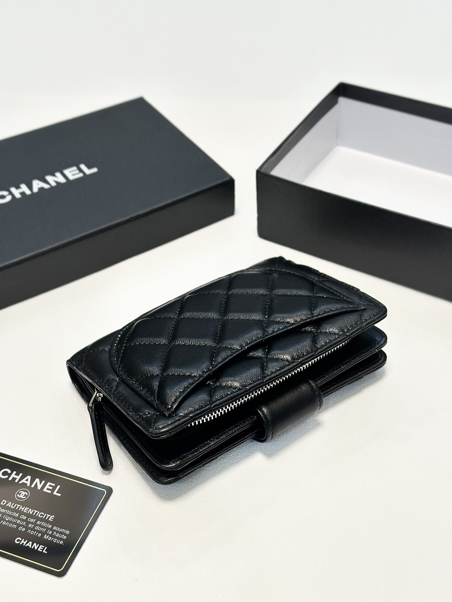 Chanel Lambskin Quilted Coin Purse Card Holder