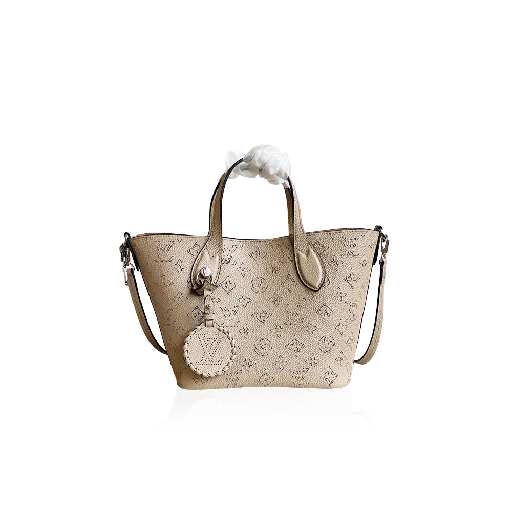 Louis Vuitton Blossom PM M21849