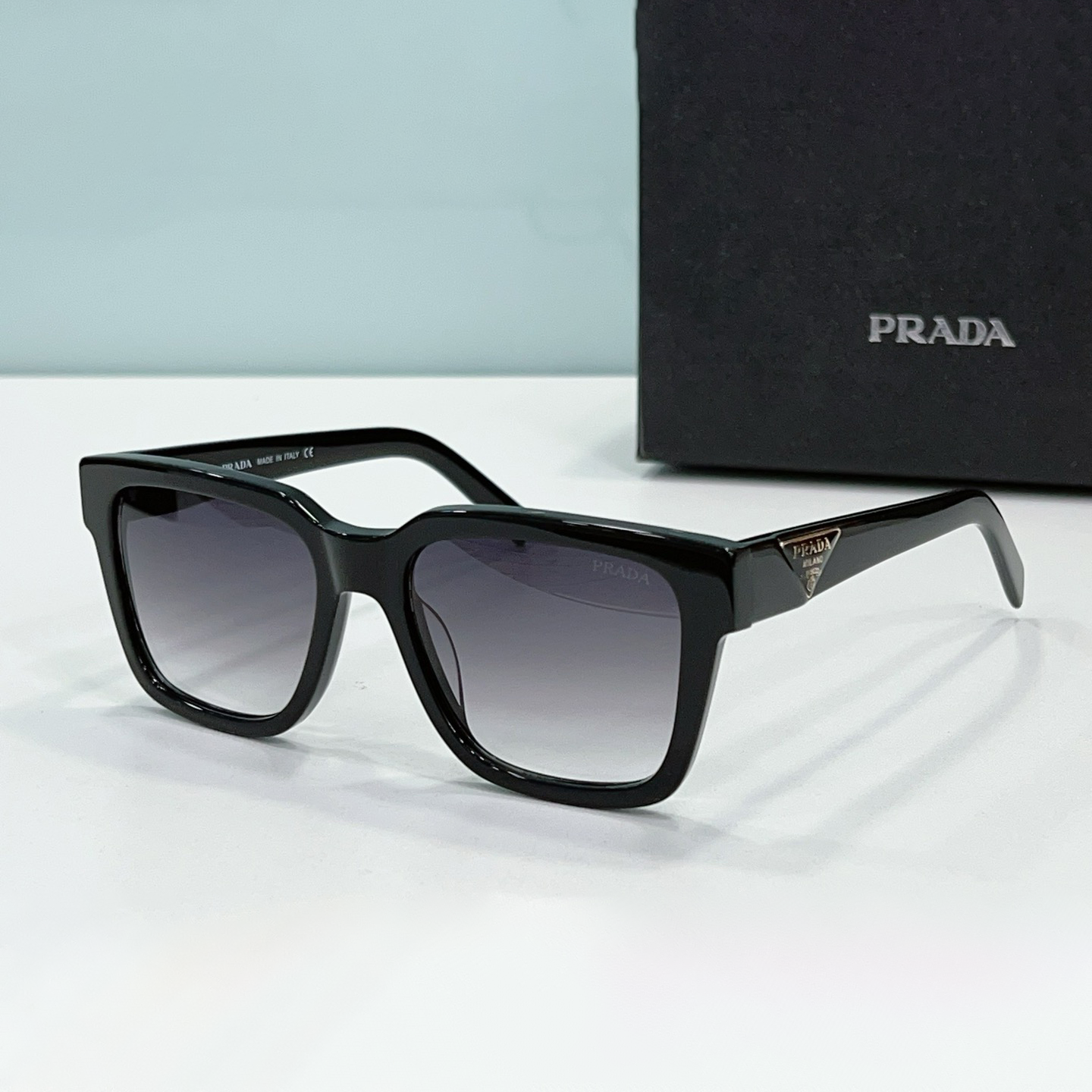 Prada Mirror leg Stereoscopic Sign sunglasses Top quality
