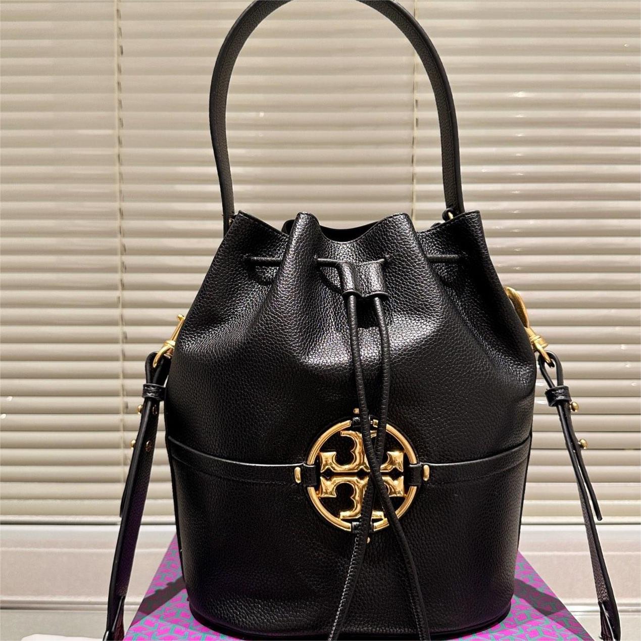 Tory Burch New miler good looking bucket bag