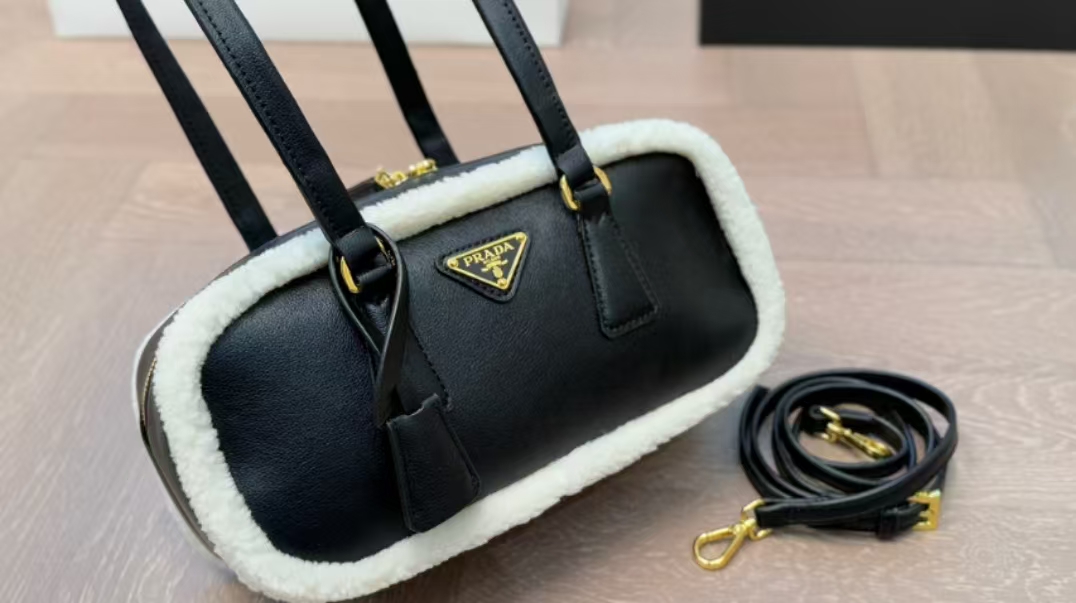 Prada Cute and Exquisite Bowling Bag Underarm Bag