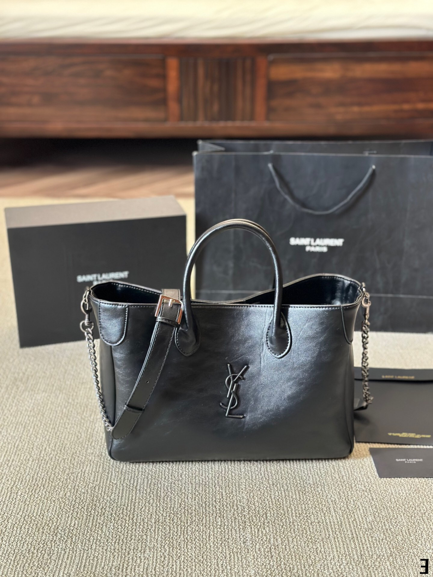 Saint Laurent 𝘝𝘪𝘯𝘵𝘢𝘨𝘦 ysl handbag