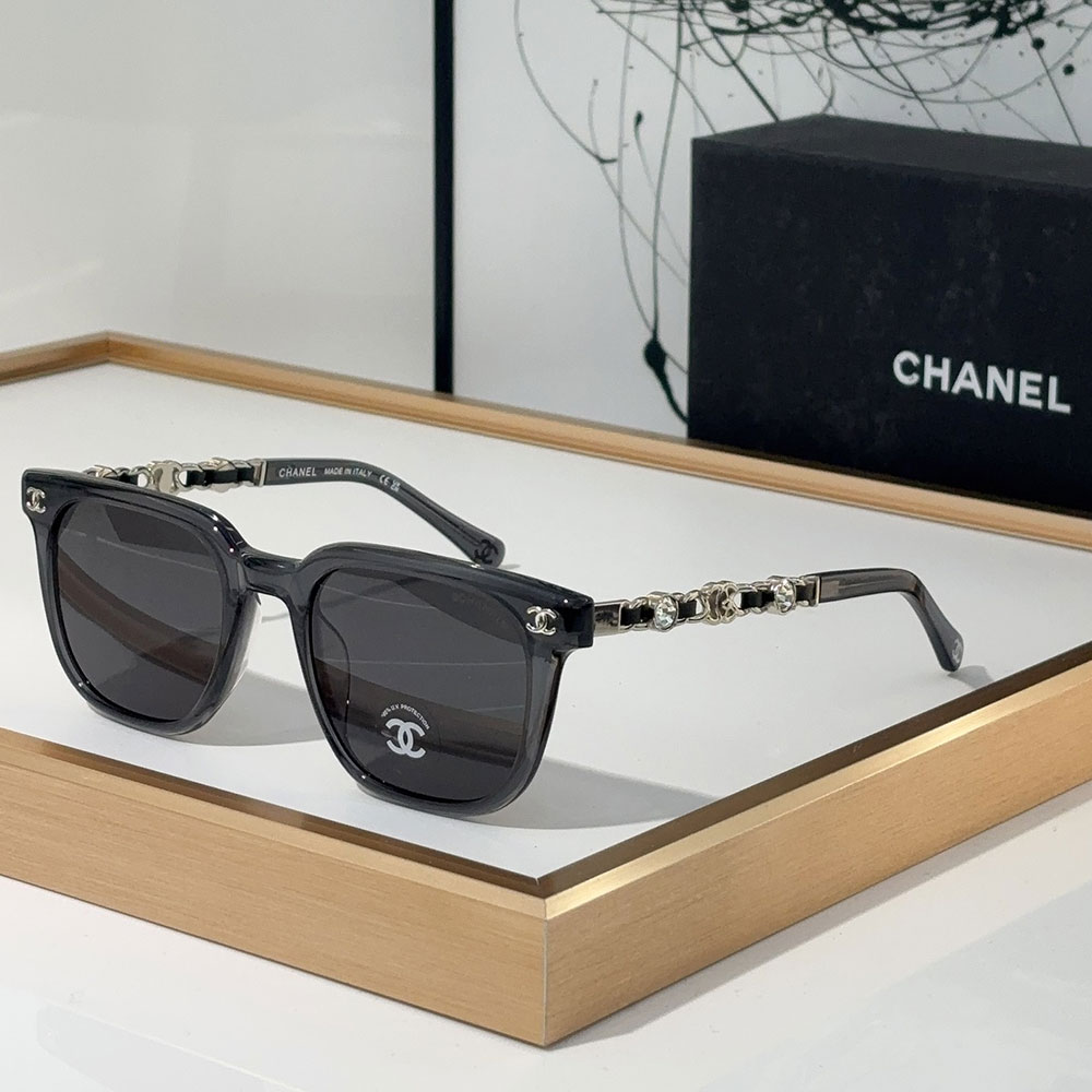 Chanel  Mirror leg With Drill Sunglasses Top quality