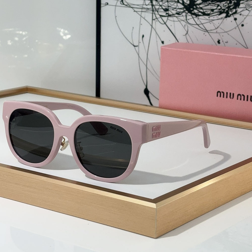 MIU MIU Retro trend Sunglasses Top quality