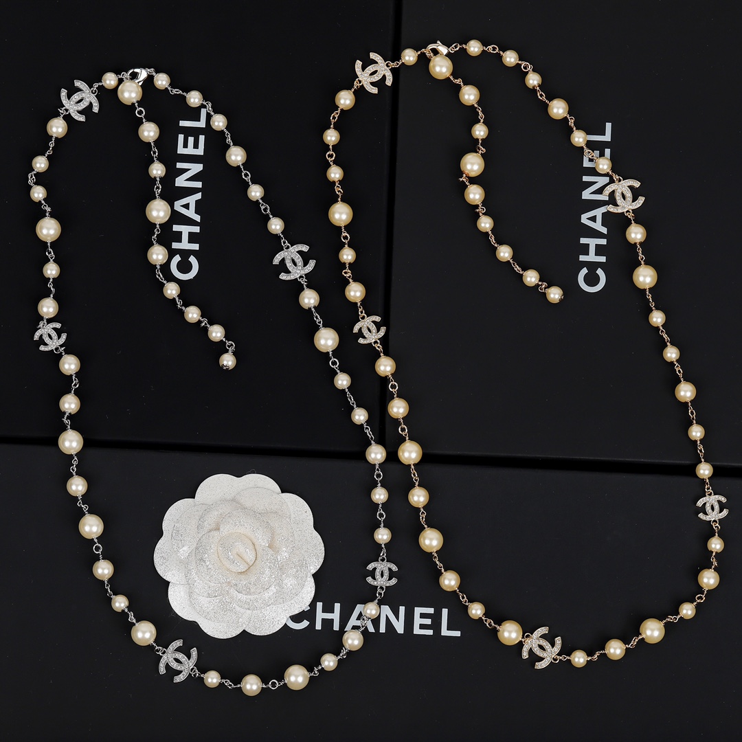 chanel necklace Swarovski pearls