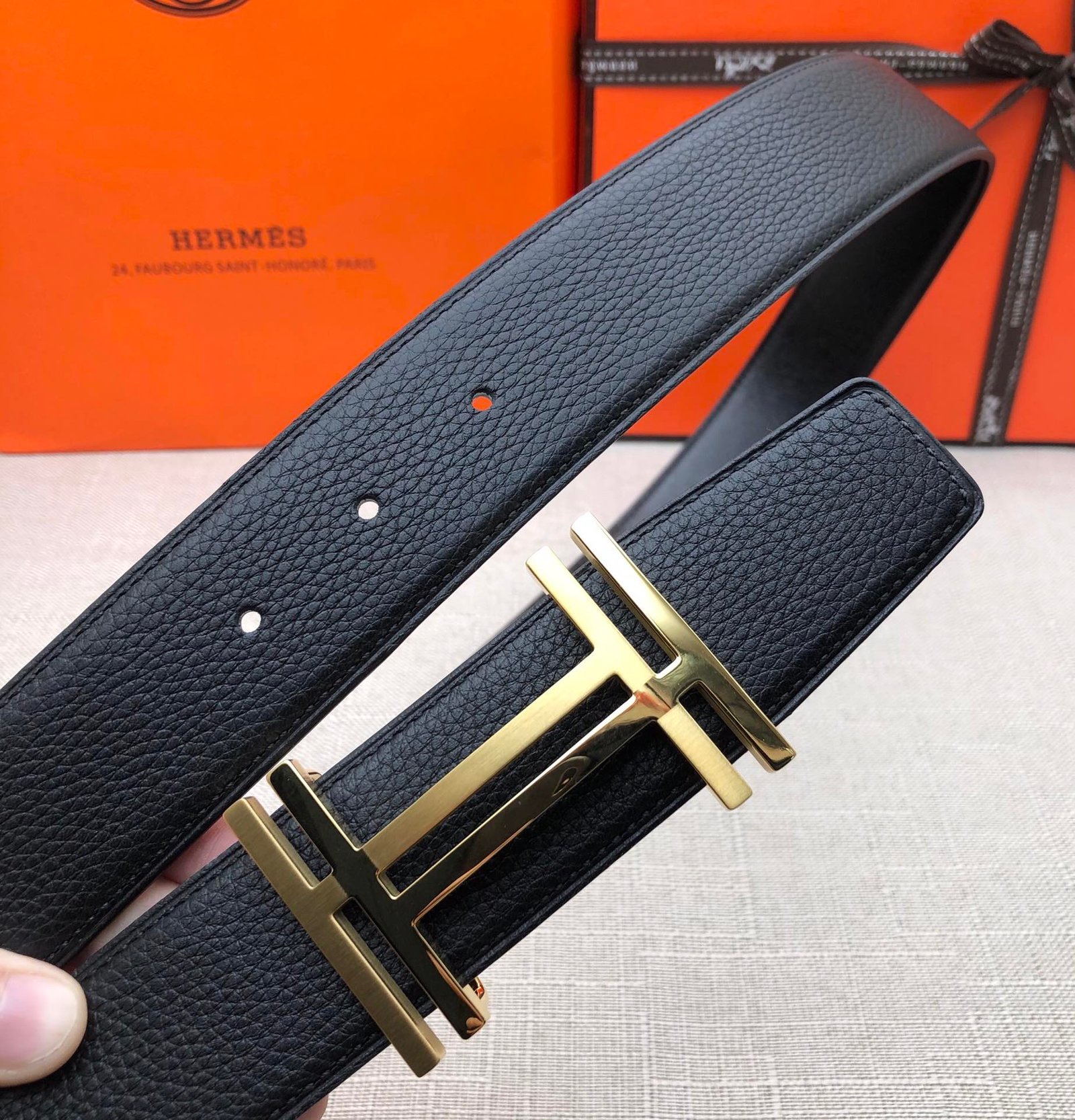 Hermes H Belt Buckle & Reversible Black Belt 380MM