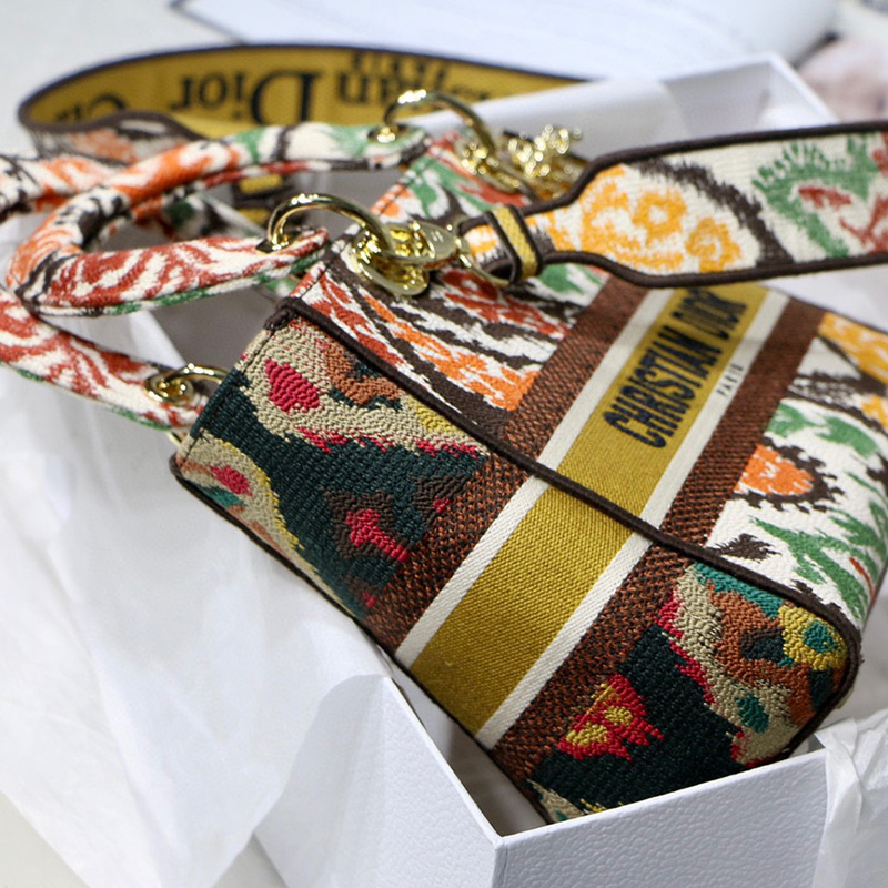 Dior The LADY D-LITE Bag Yellow Multicolor Dior Paisley Embroidery M0565OJAP_M885 AAA Quality