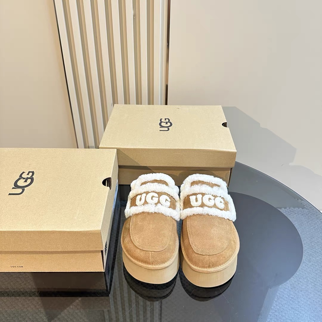 UGG autumn and winter new Australian French wool slippers women's outer wear home thick-soled wool shoes women's half slippers