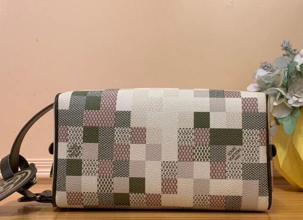 LV New Trendy Fashion Bag Coated Canvas Colorful Toilet Bag