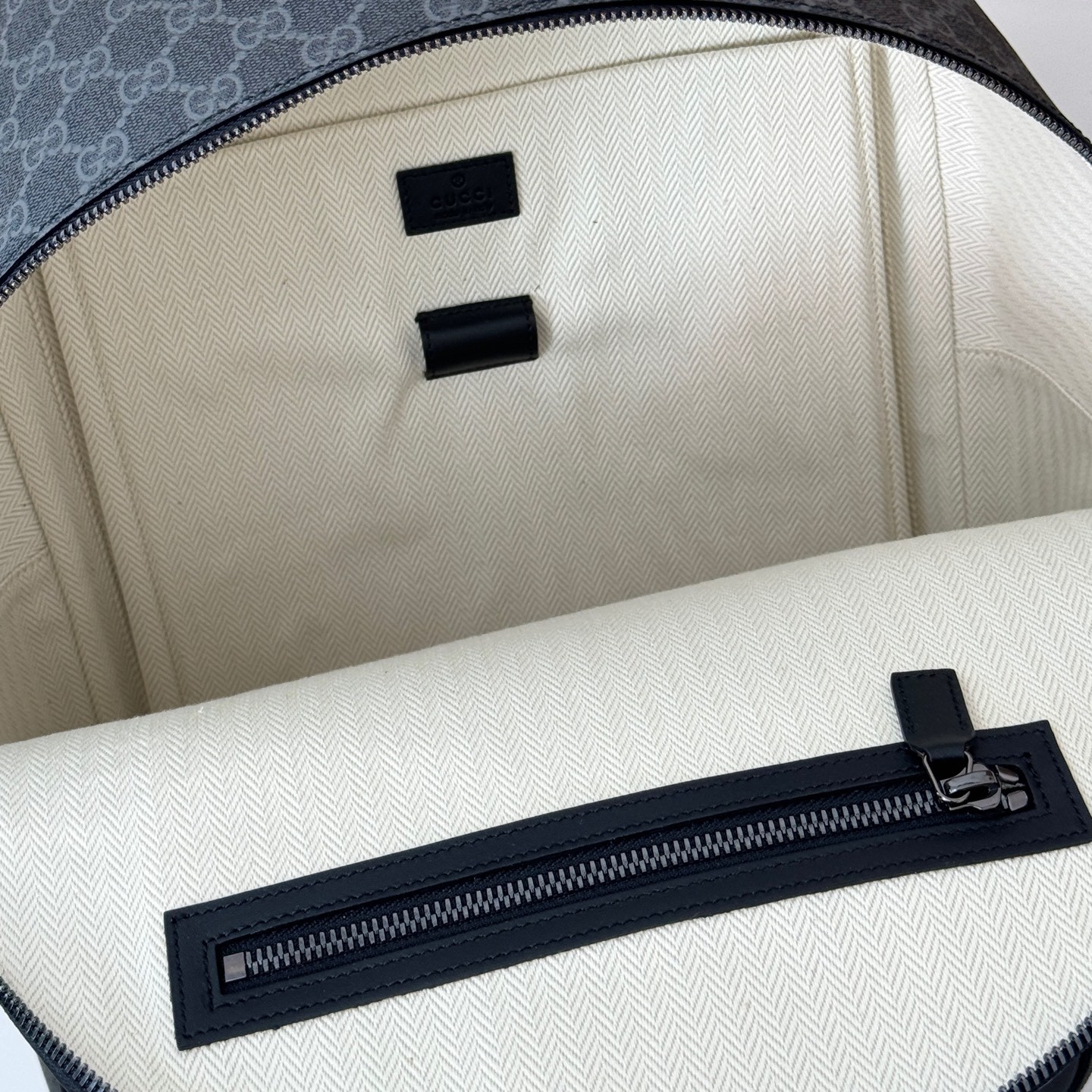 GUCCI Emblem GG medium backpack