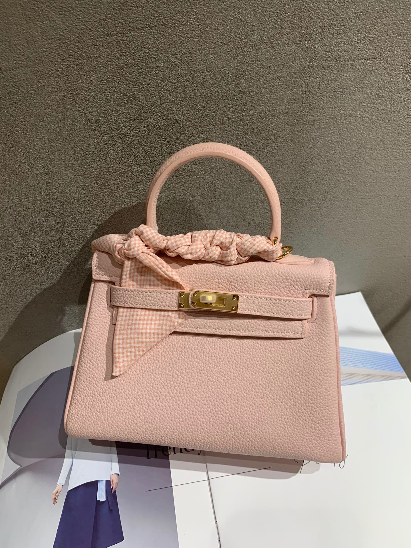 Hermes new pink kelly handbag