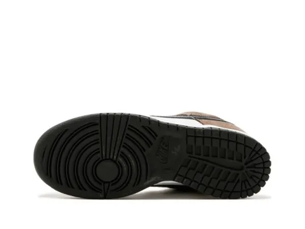 Dunk SB Low Pro “Trail Eed”