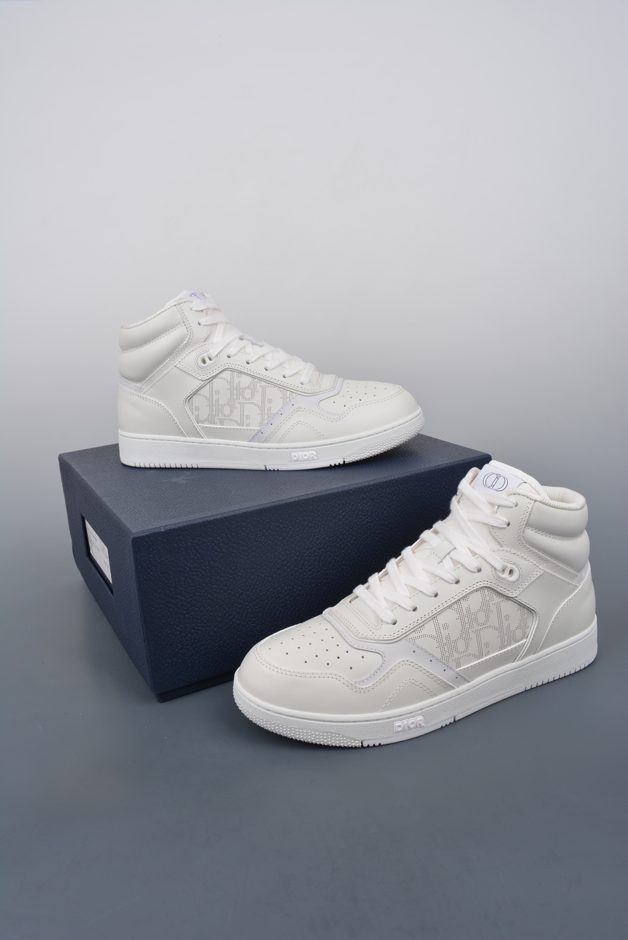 Dior B27 Sneakers High-Top White (AAA High Quality Version)