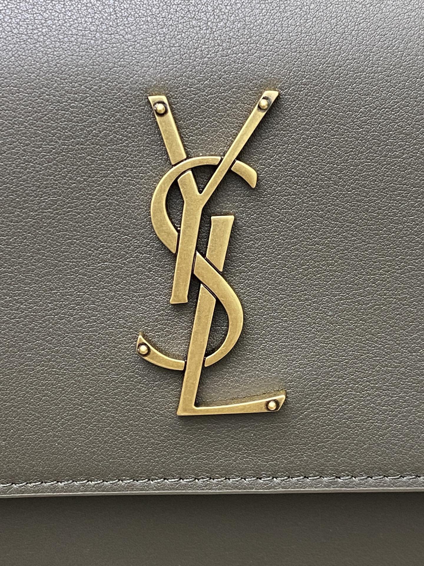 Saint Laurent  YSL NIKI Besace leather bag