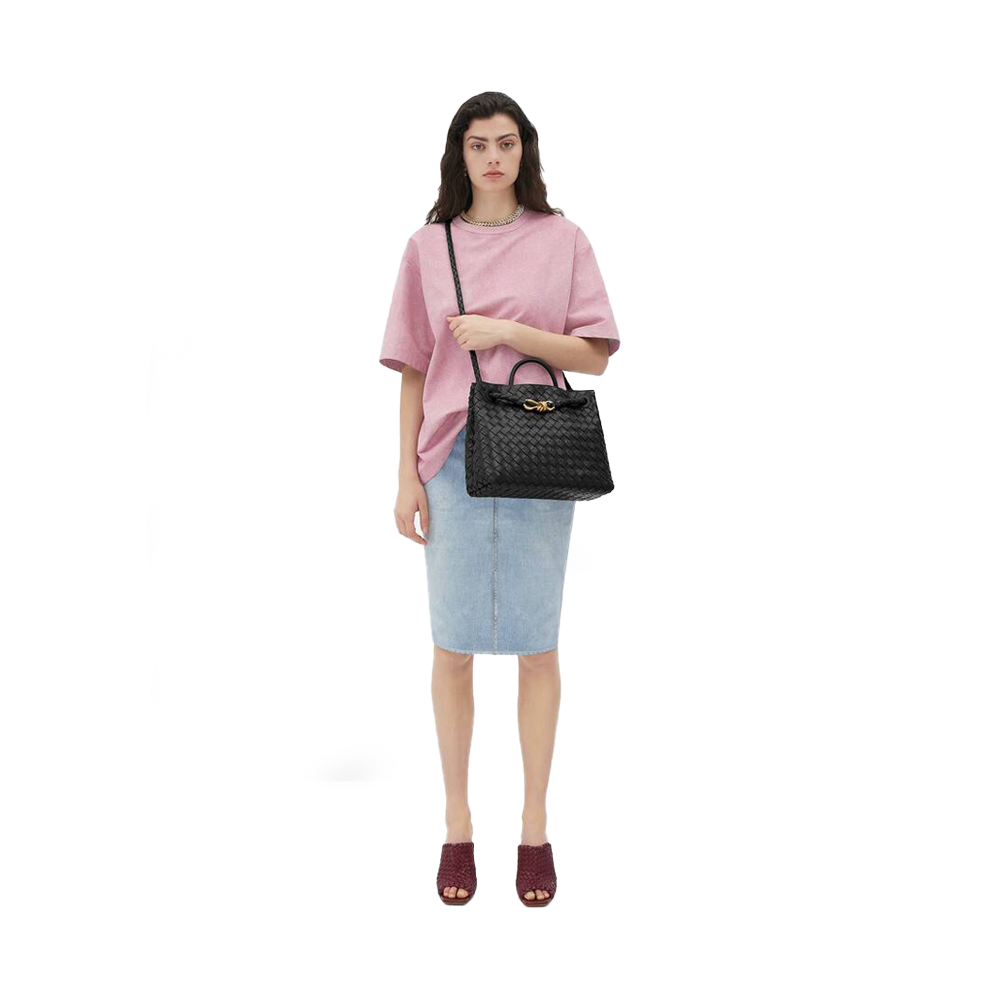 BV Medium Andiamo Bag